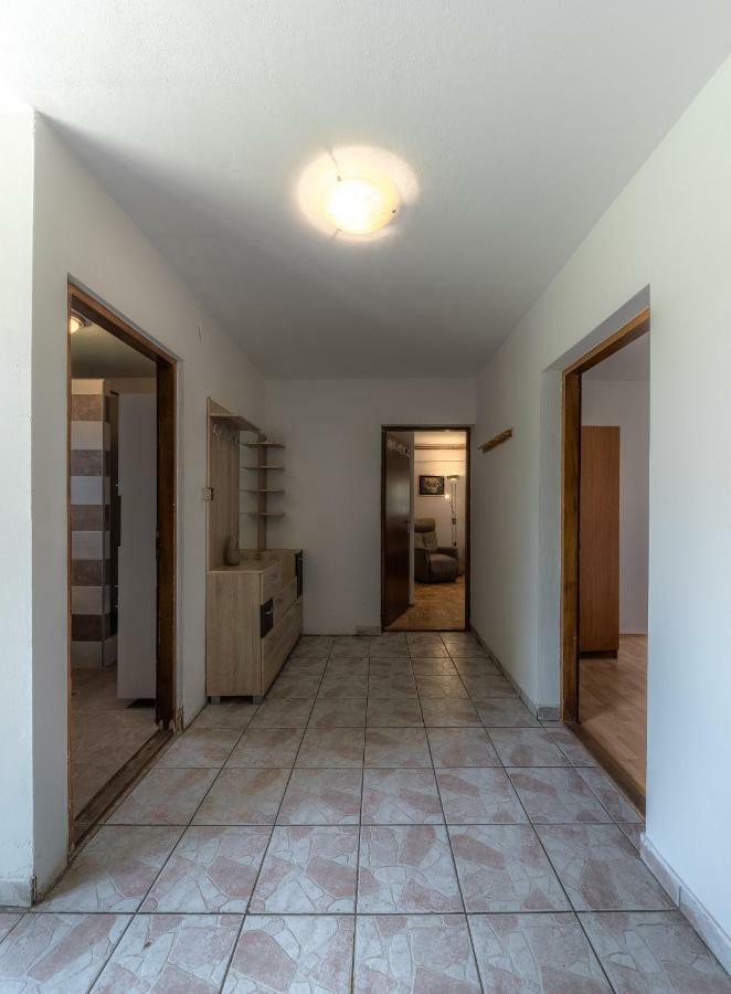 Apartment Barica Smoljanac Exterior foto