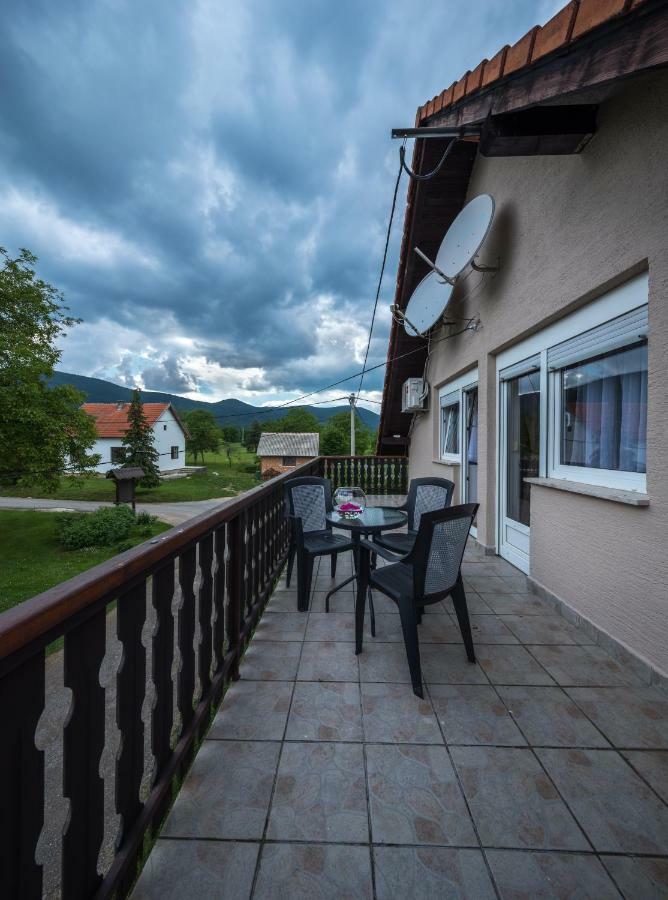 Apartment Barica Smoljanac Exterior foto